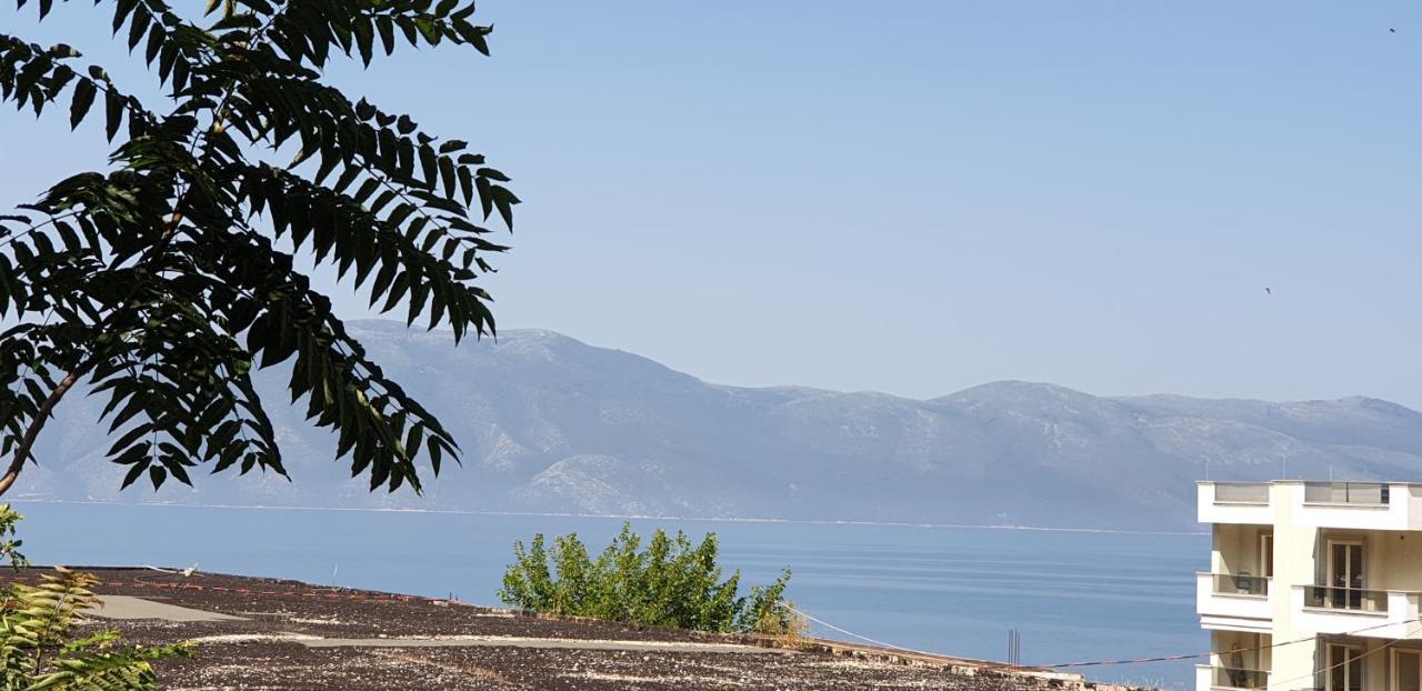 Redsun Apartment Vlorë Eksteriør billede